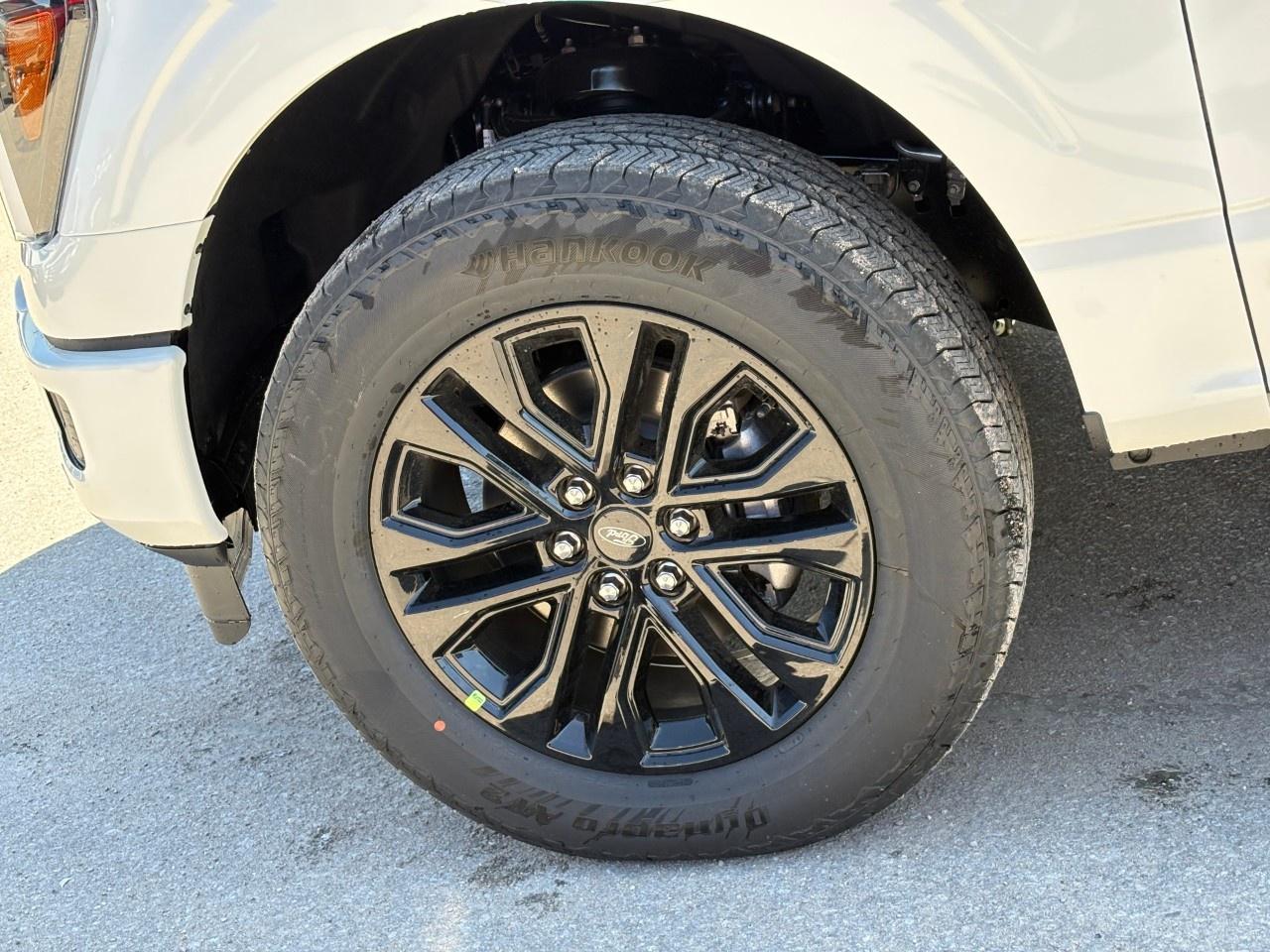 2026 Ford F-150 Lariat 4WD SuperCrew 5.5' Box Photo