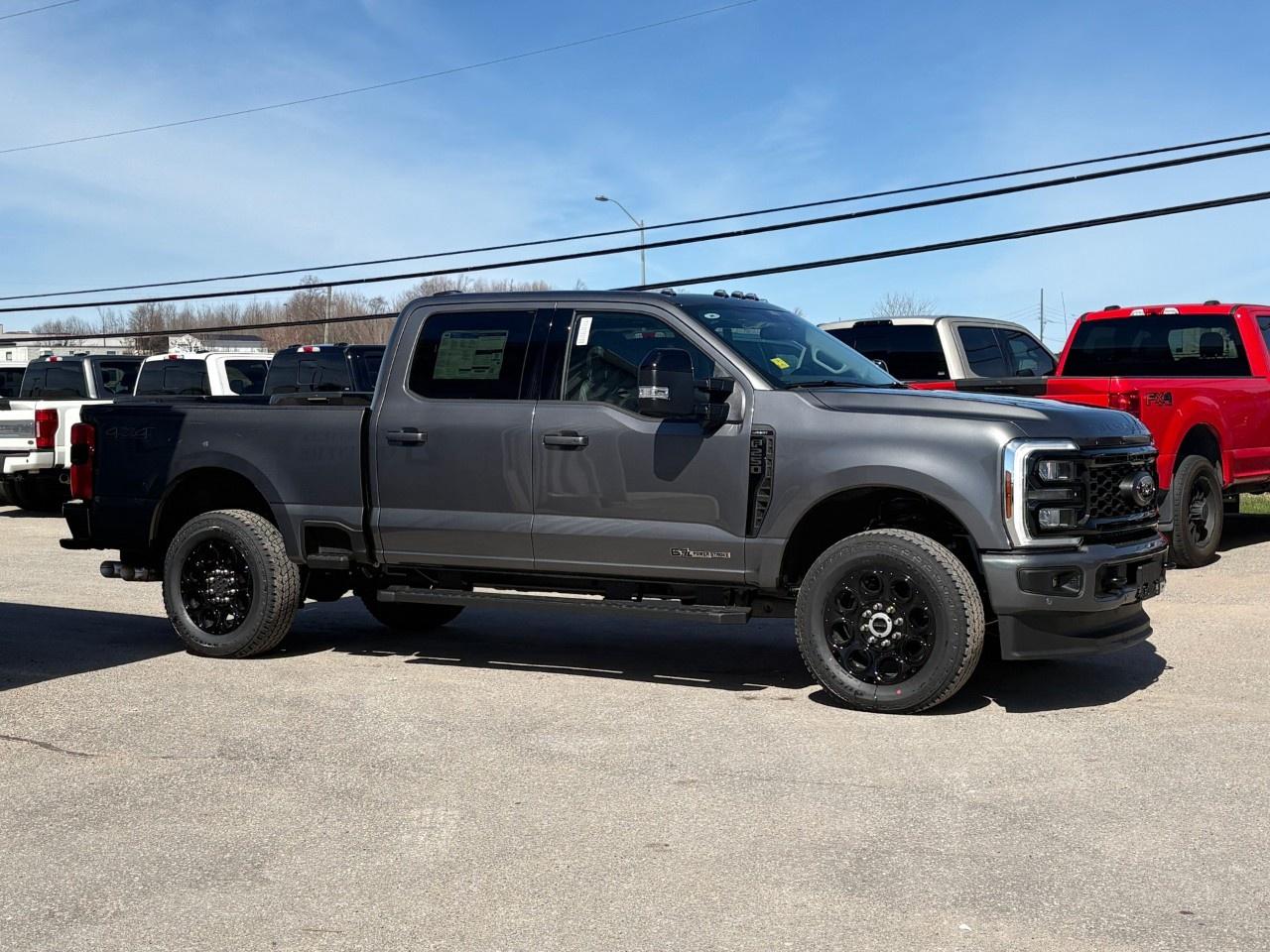 2026 Ford F-250 Super Duty SRW LARIAT 4WD CREW CAB 6.75' BOX Photo4