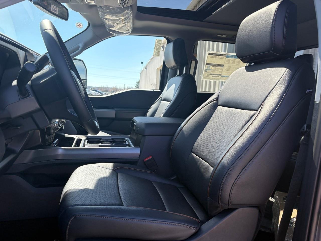 2026 Ford F-250 Super Duty SRW LARIAT 4WD CREW CAB 6.75' BOX Photo