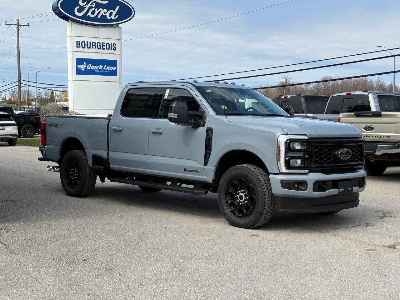 2026 Ford F-250 Super Duty SRW LARIAT 4WD CREW CAB 6.75' BOX Photo4