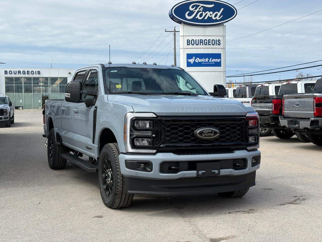 2026 Ford F-250 Super Duty SRW LARIAT 4WD CREW CAB 6.75' BOX Photo3