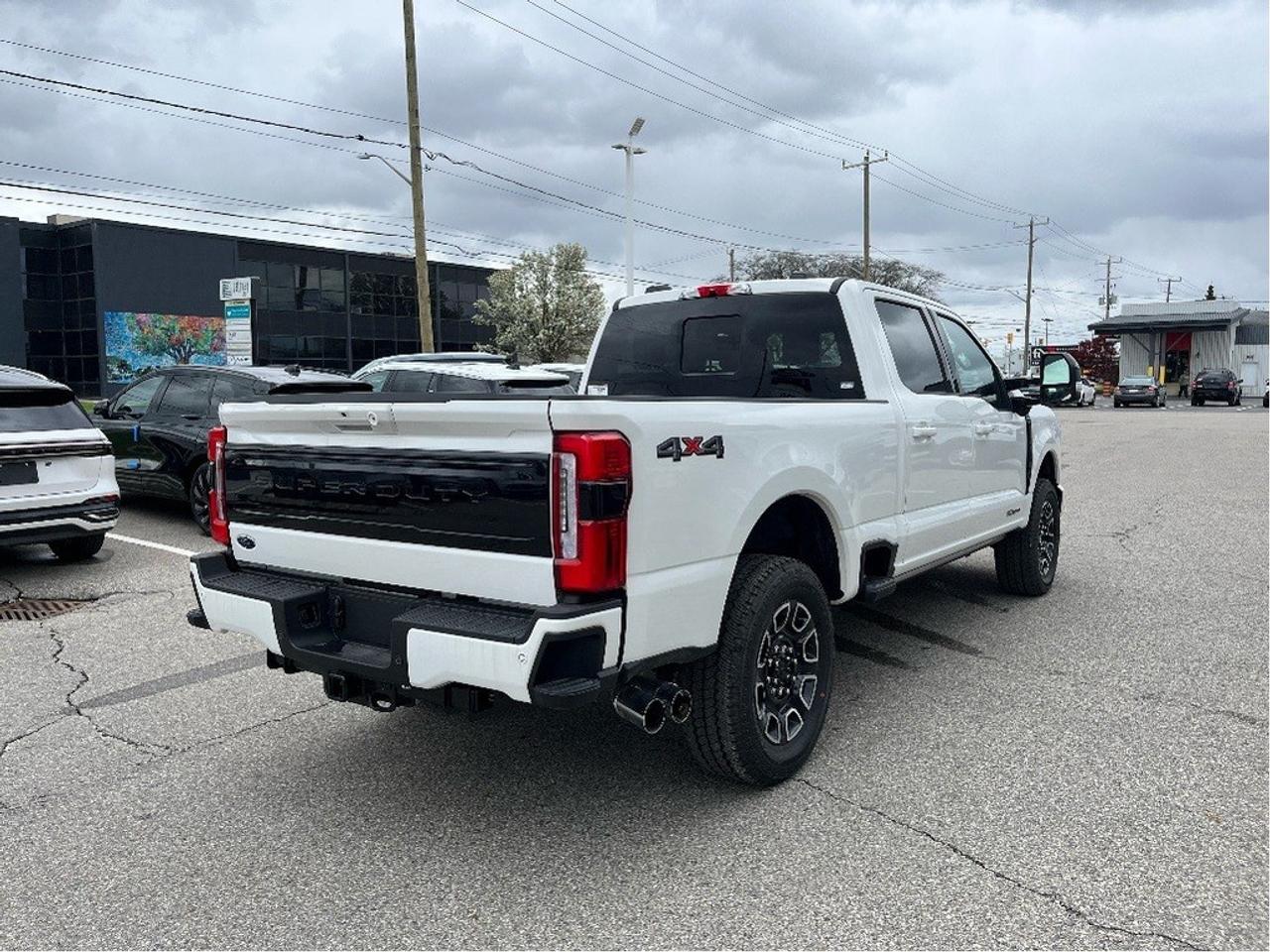 2026 Ford F-250 Super Duty SRW PLATINUM 4WD CREW CAB 6.75' BOX Photo3