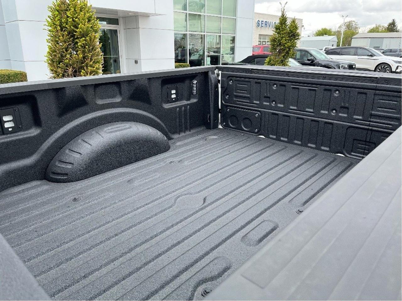 2026 Ford F-250 Super Duty SRW PLATINUM 4WD CREW CAB 6.75' BOX Photo