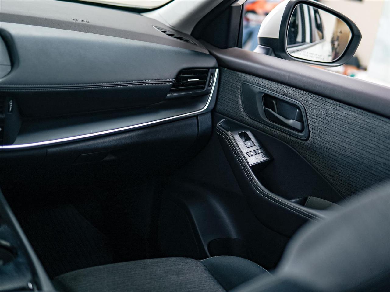 2022 Nissan Rogue S AWD | NO ACCIDENTS | NISSAN SERVICED Photo