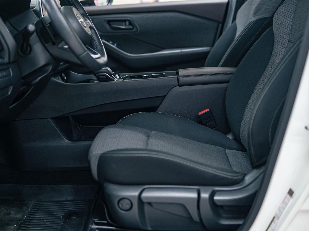 2022 Nissan Rogue S AWD | NO ACCIDENTS | NISSAN SERVICED Photo