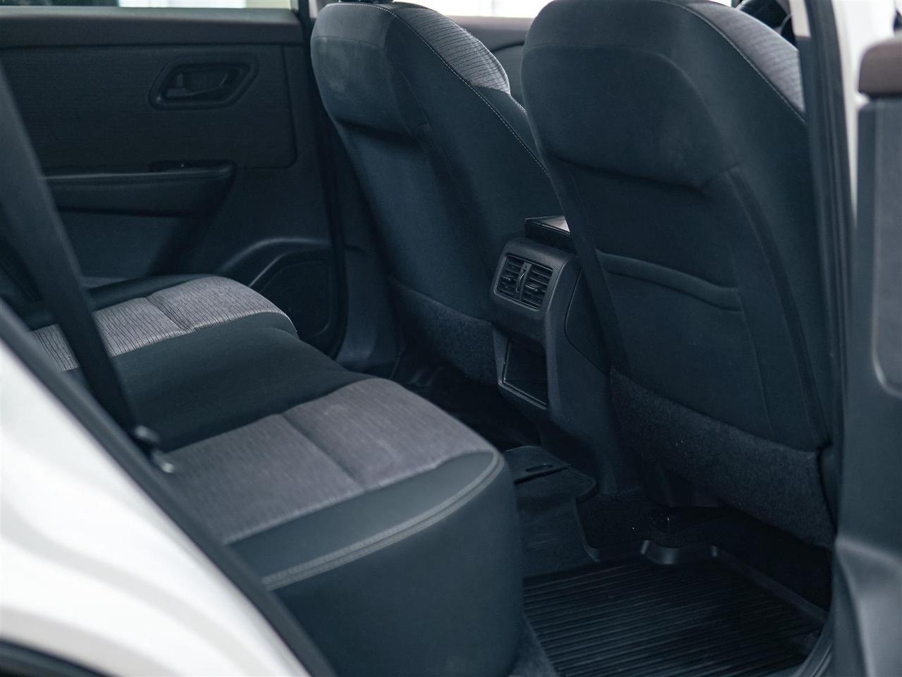 2022 Nissan Rogue S AWD | NO ACCIDENTS | NISSAN SERVICED Photo