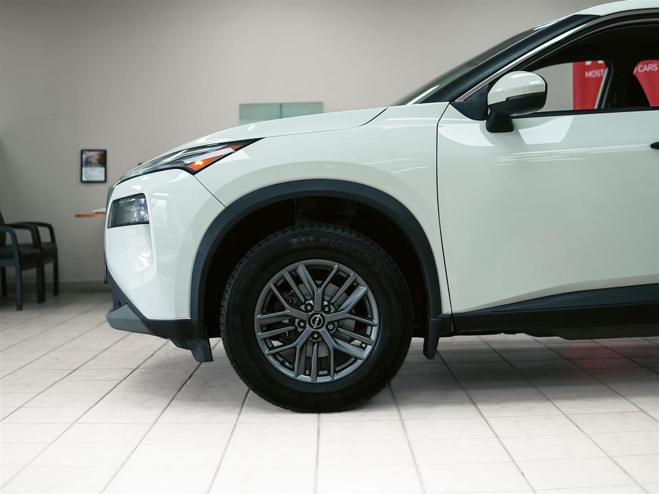 2022 Nissan Rogue S AWD | NO ACCIDENTS | NISSAN SERVICED Photo