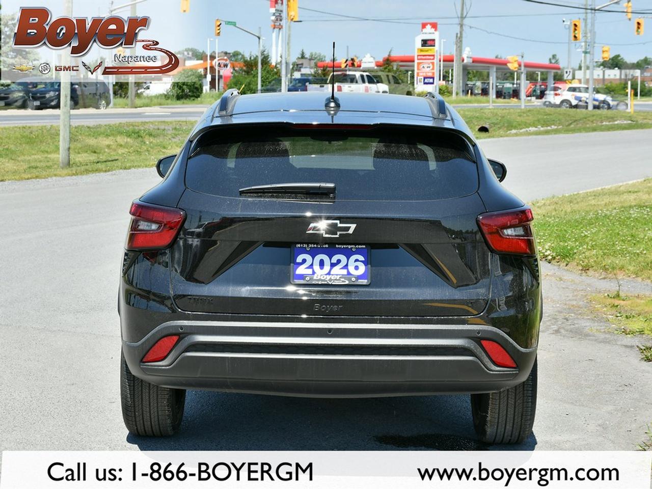 2026 Chevrolet Trax Fwd 4dr Lt Photo4