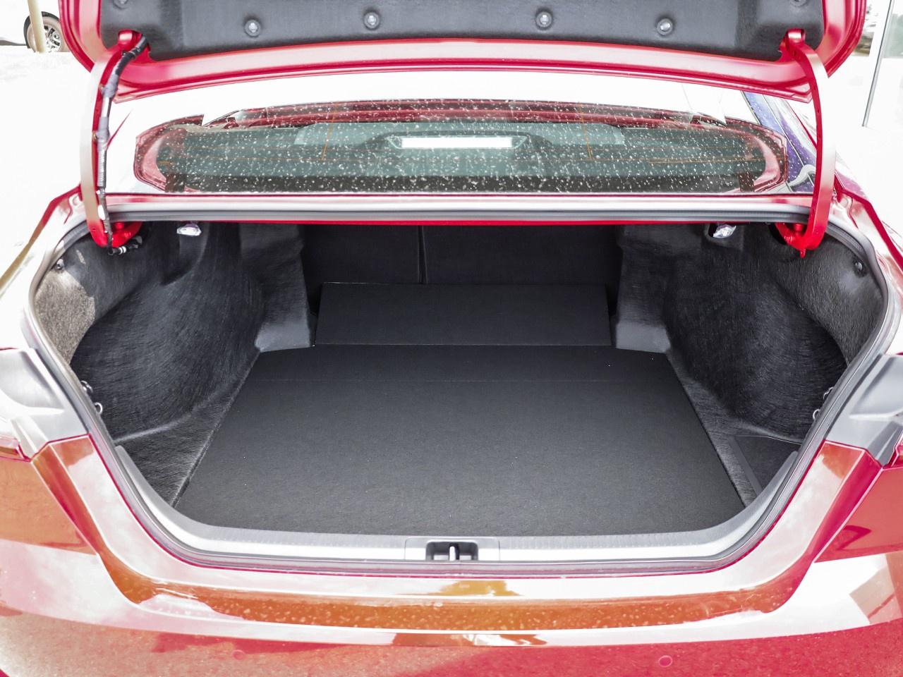 2026 Toyota Camry XSE Photo