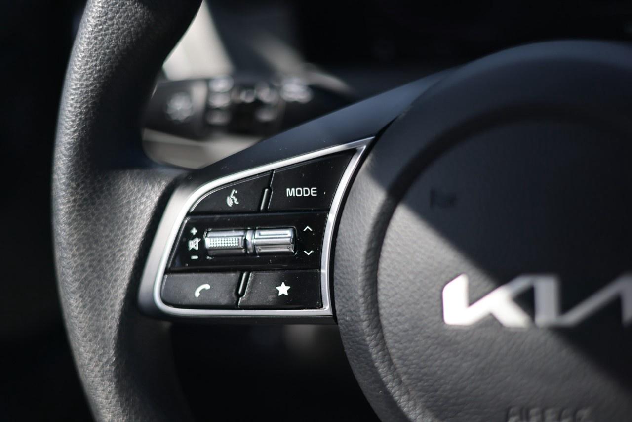 2024 Kia Seltos LX AWD Photo