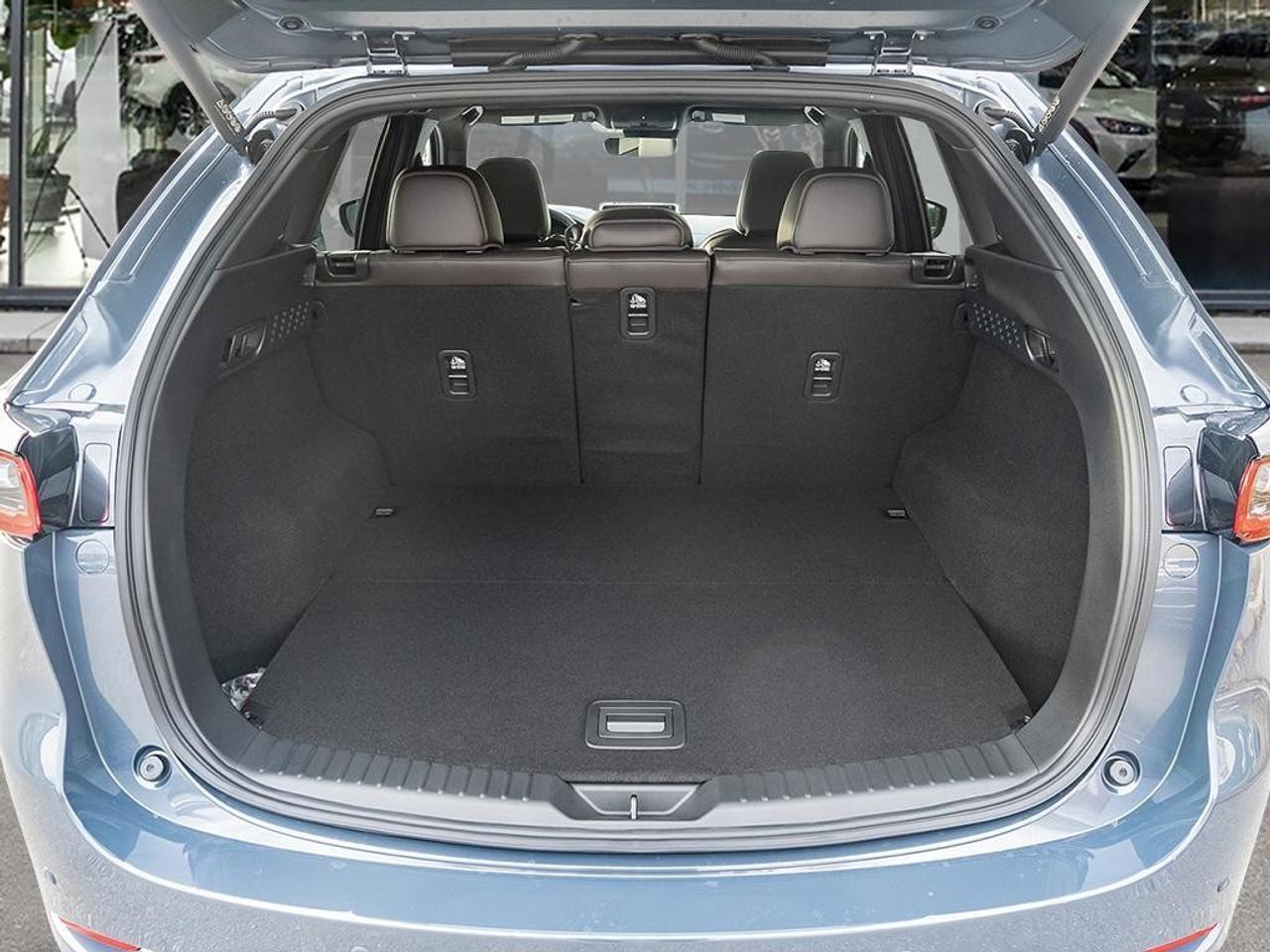 2025 Mazda CX-5 Signature AWD Photo