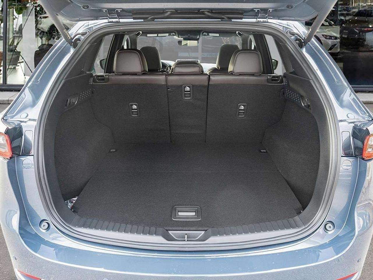 2025 Mazda CX-5 Signature AWD Photo