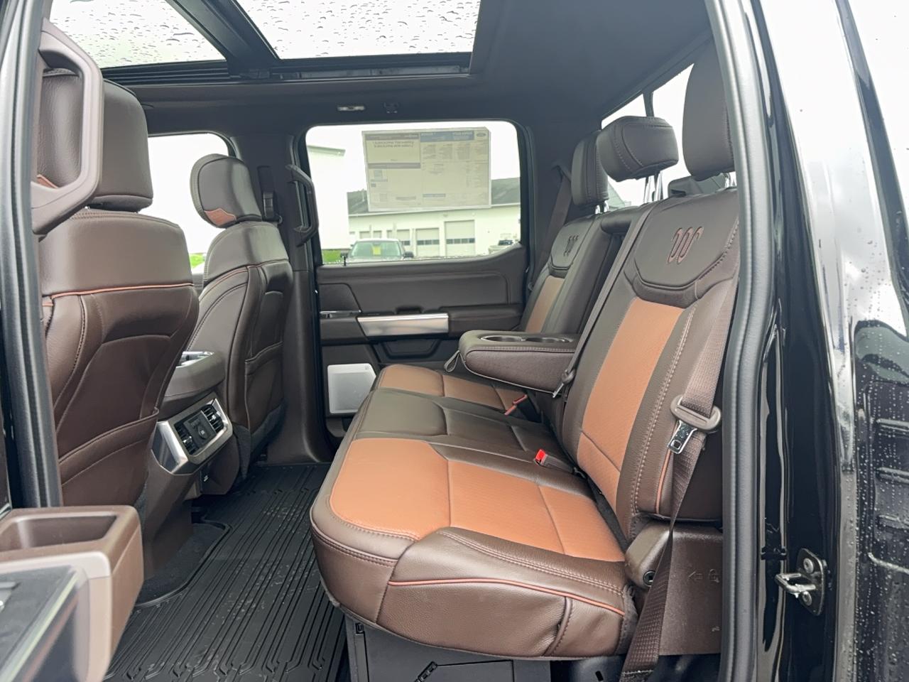 2026 Ford F-350  Photo4