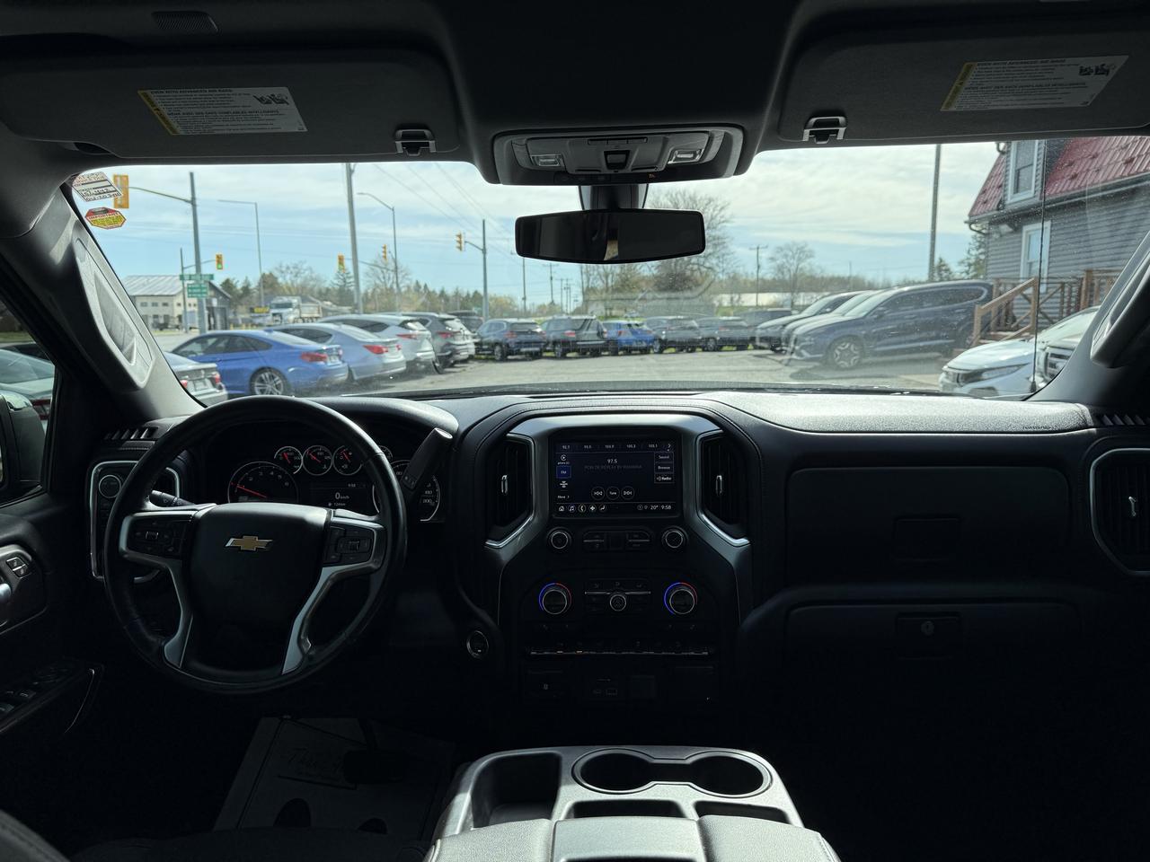 2021 Chevrolet Silverado 1500 LT Photo