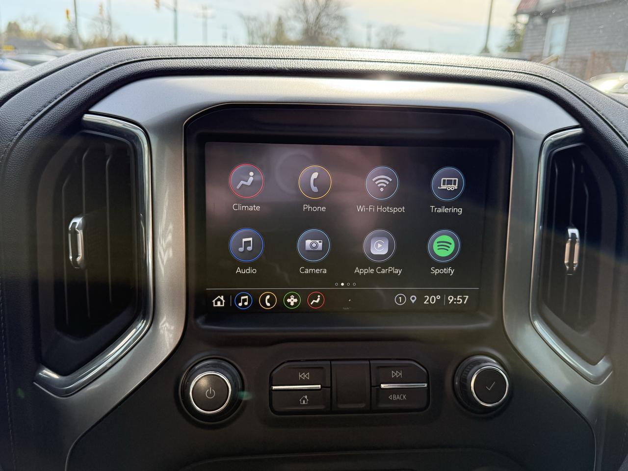 2021 Chevrolet Silverado 1500 LT Photo