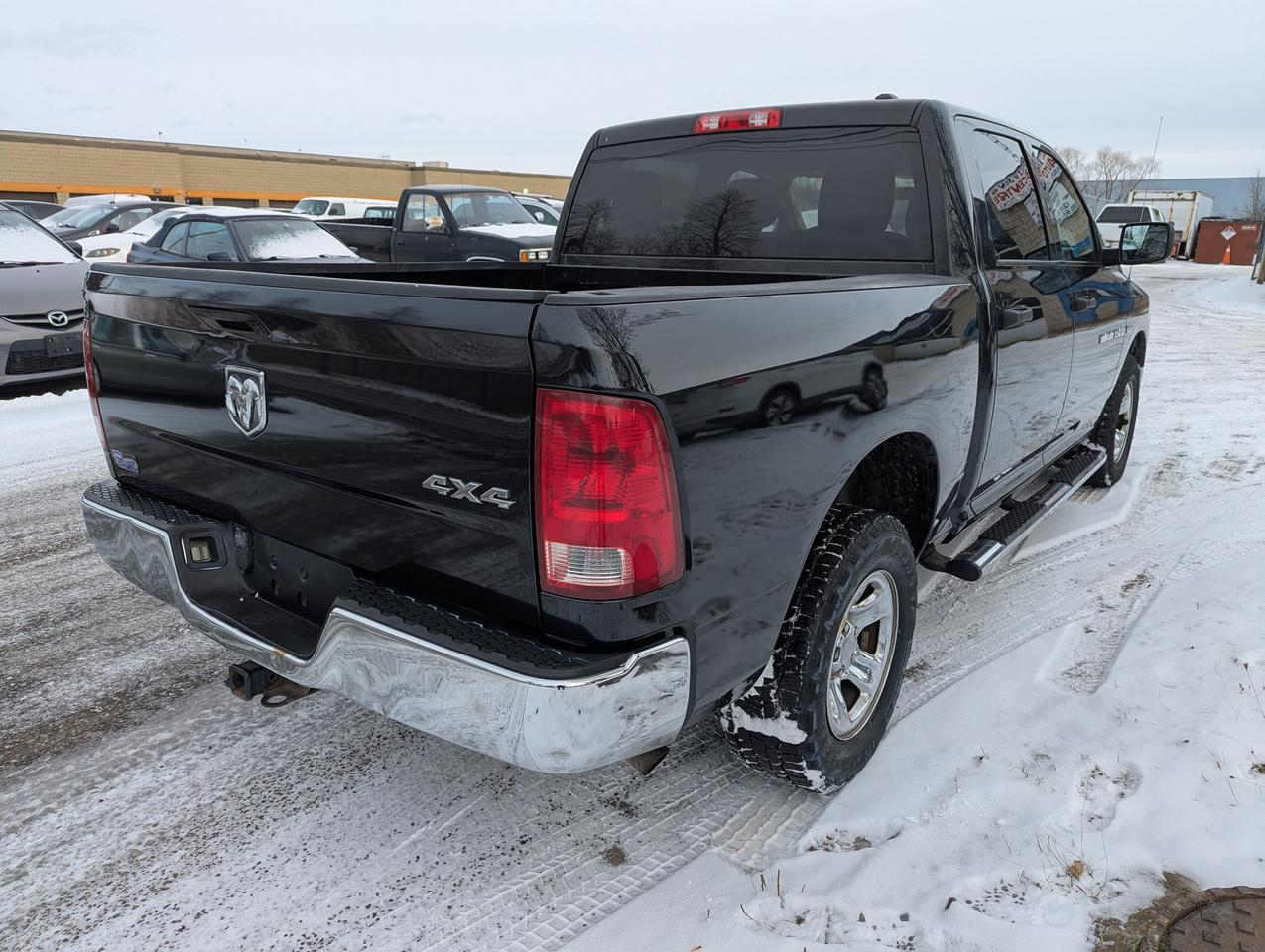 2011 RAM 1500 "4X4 WORK or PLAY" certified + FREE 6M warranty Photo