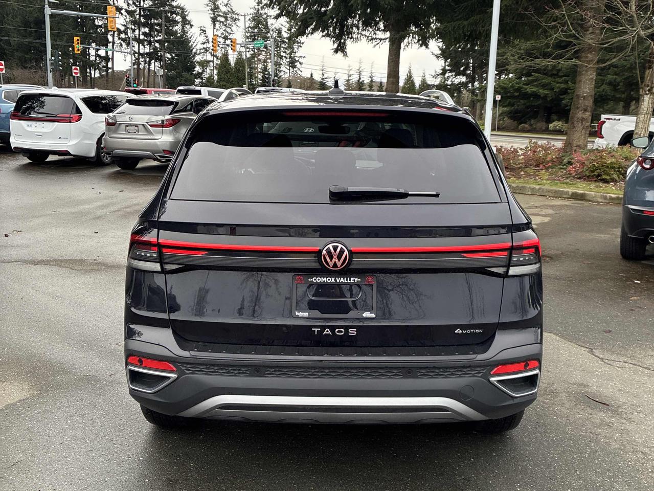 2025 Volkswagen Taos Comfortline Photo