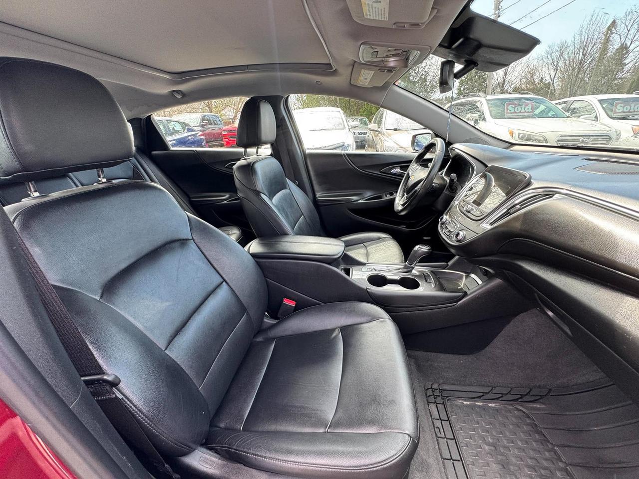 2017 Chevrolet Malibu 4dr Sdn Hybrid w/1HY Photo