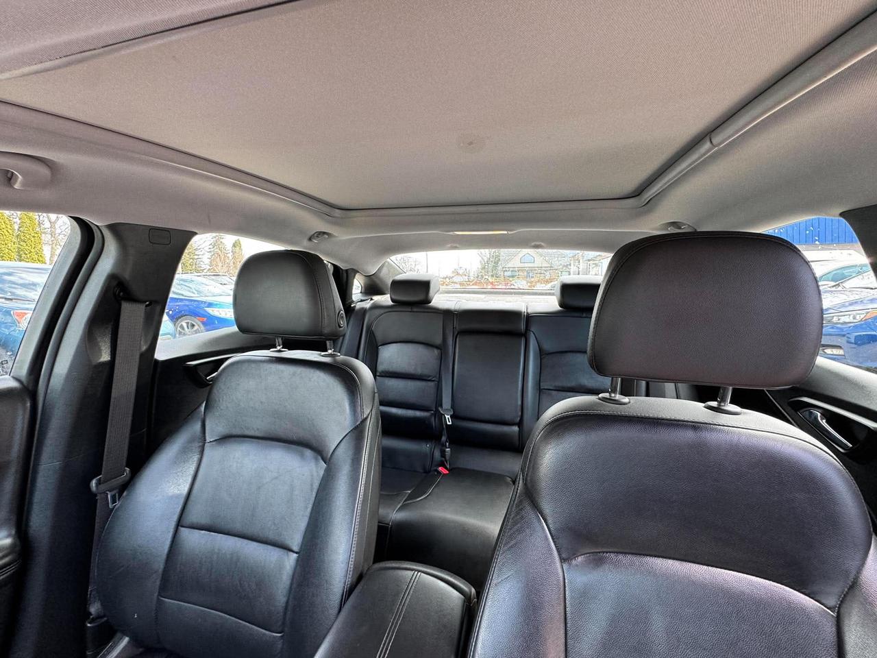 2017 Chevrolet Malibu 4dr Sdn Hybrid w/1HY Photo