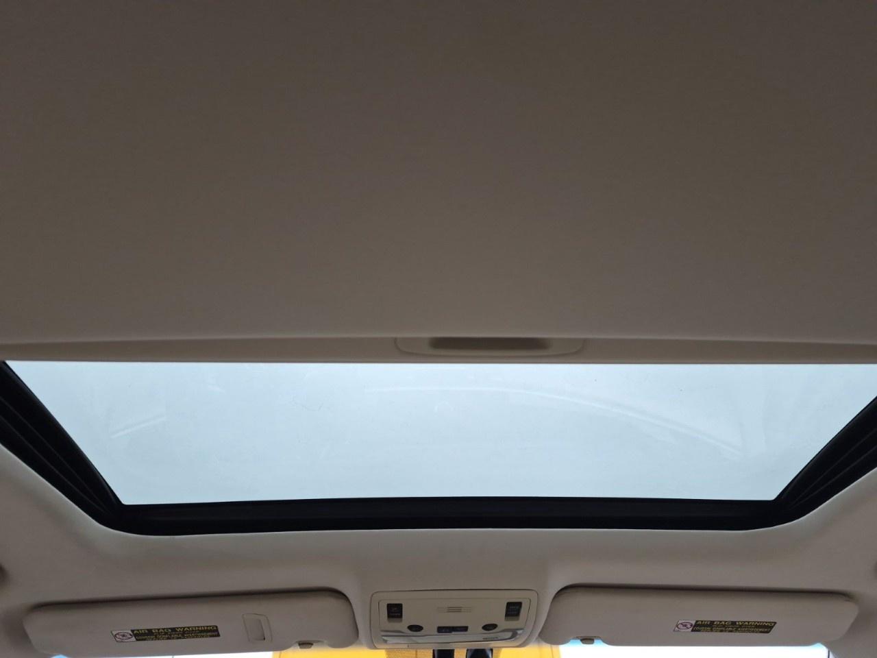 2014 Lexus ES 350 4dr Sdn Photo