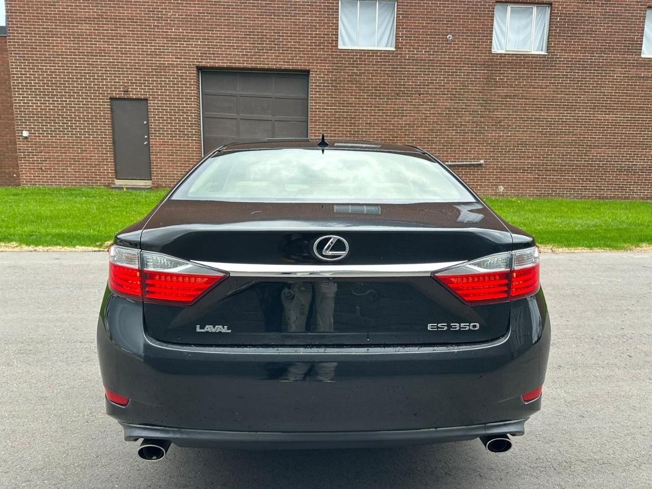 2014 Lexus ES 350 4dr Sdn Photo