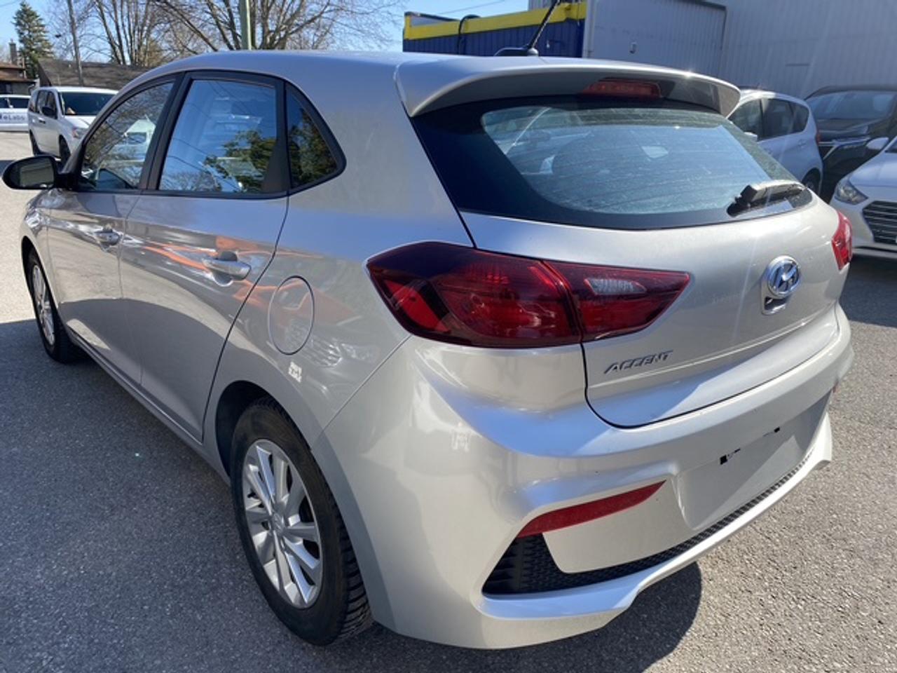 2019 Hyundai Accent SE 5 DOOR Photo