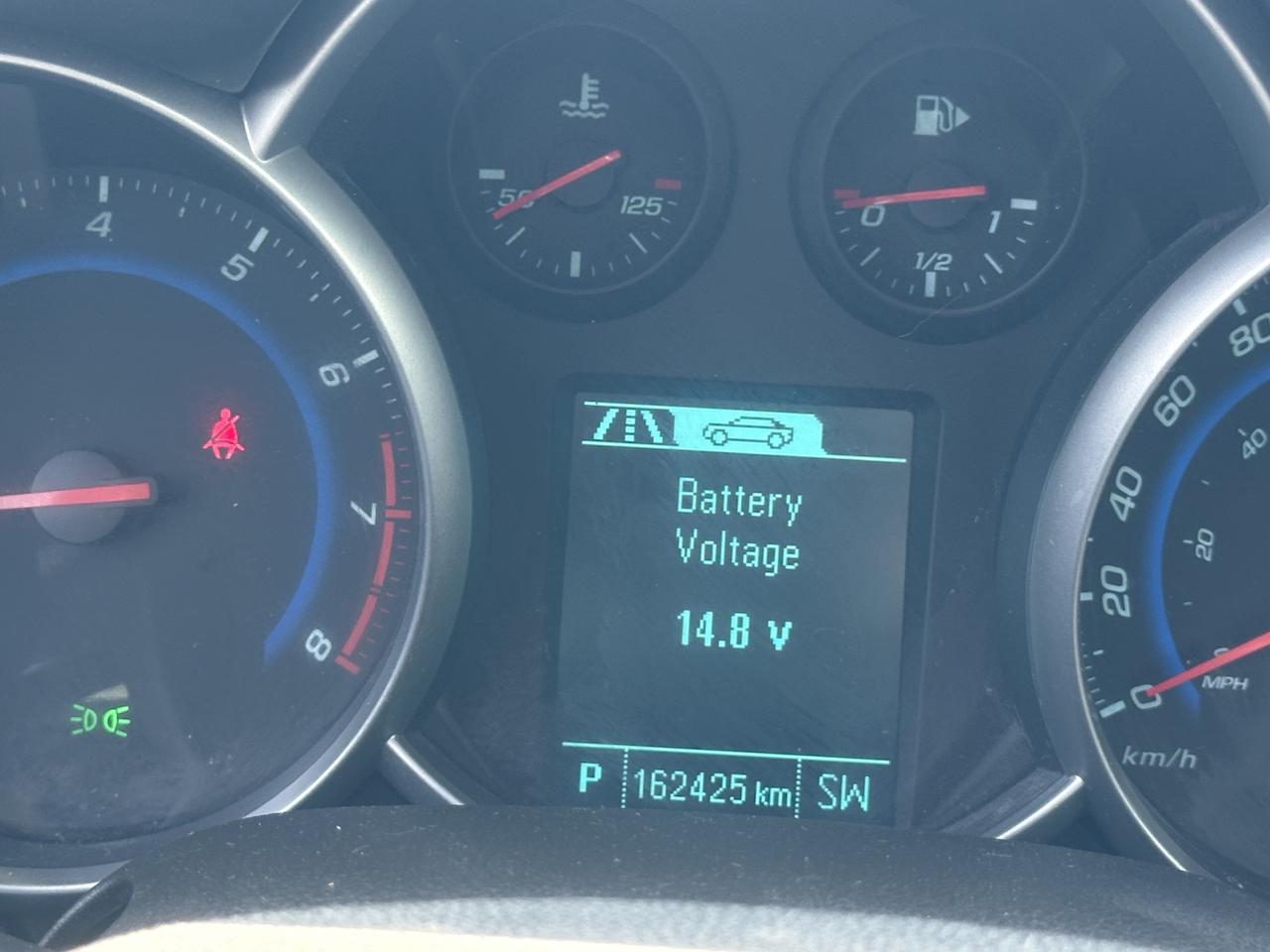 2016 Chevrolet Cruze Limited 2LT Photo