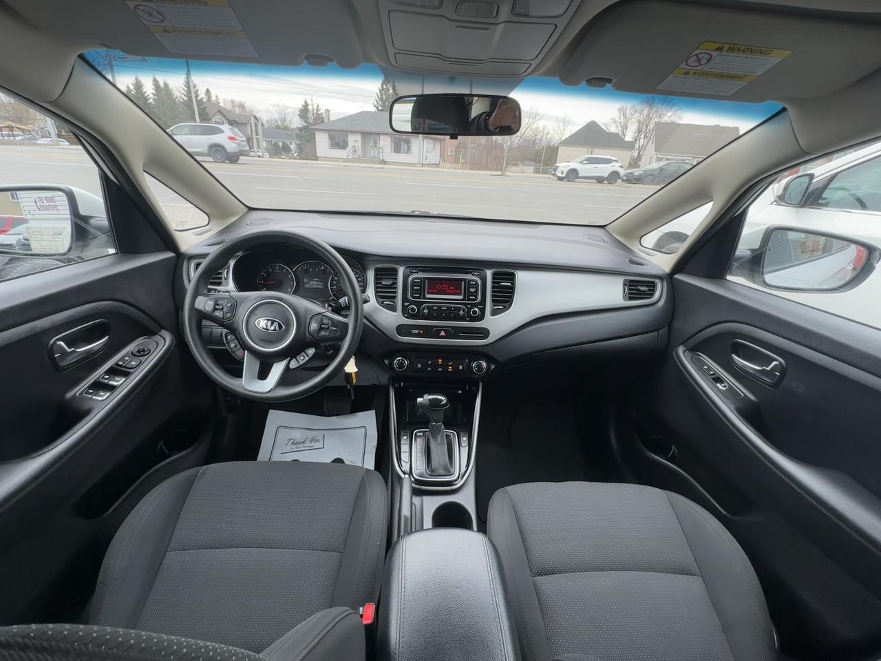 2016 Kia Rondo LX Photo