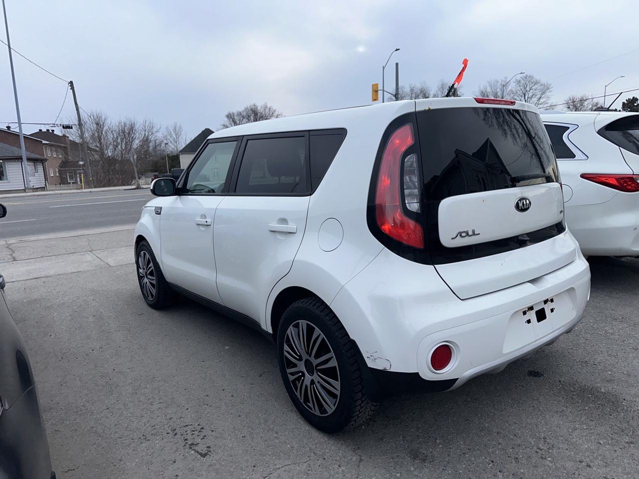 2017 Kia Soul EX Photo