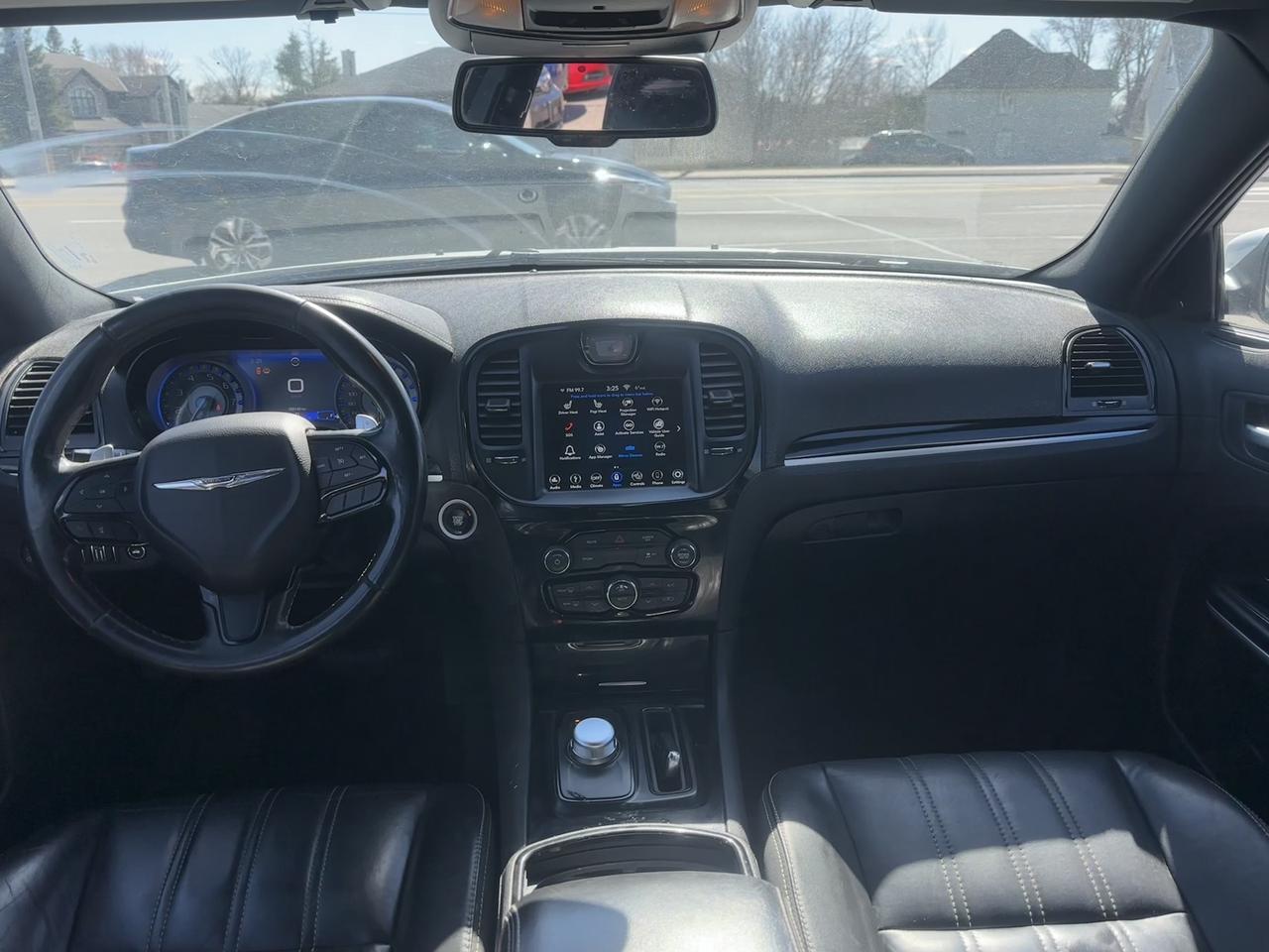 2019 Chrysler 300 S Photo