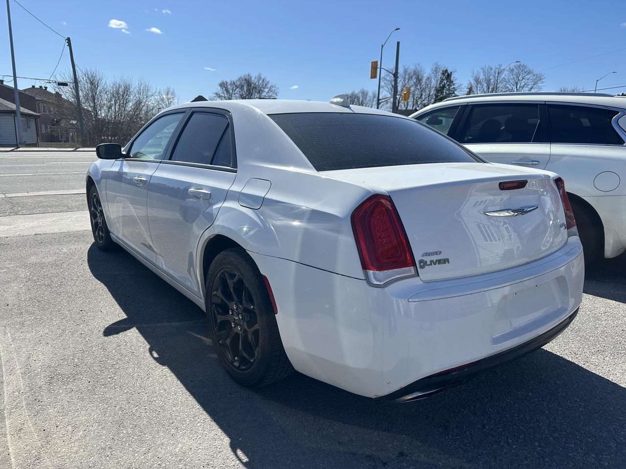 2019 Chrysler 300 S Photo