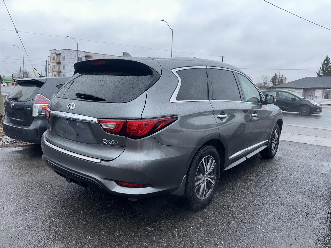 2016 Infiniti QX60 Base Photo3