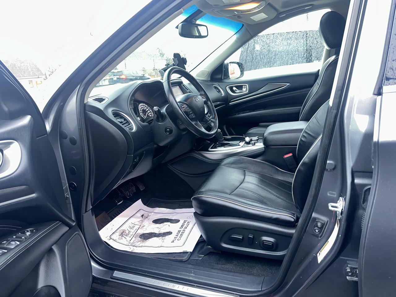 2016 Infiniti QX60 Base Photo