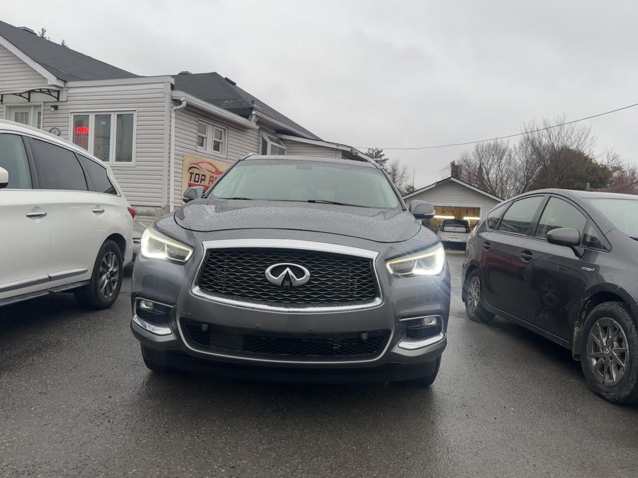 2016 Infiniti QX60 Base Photo