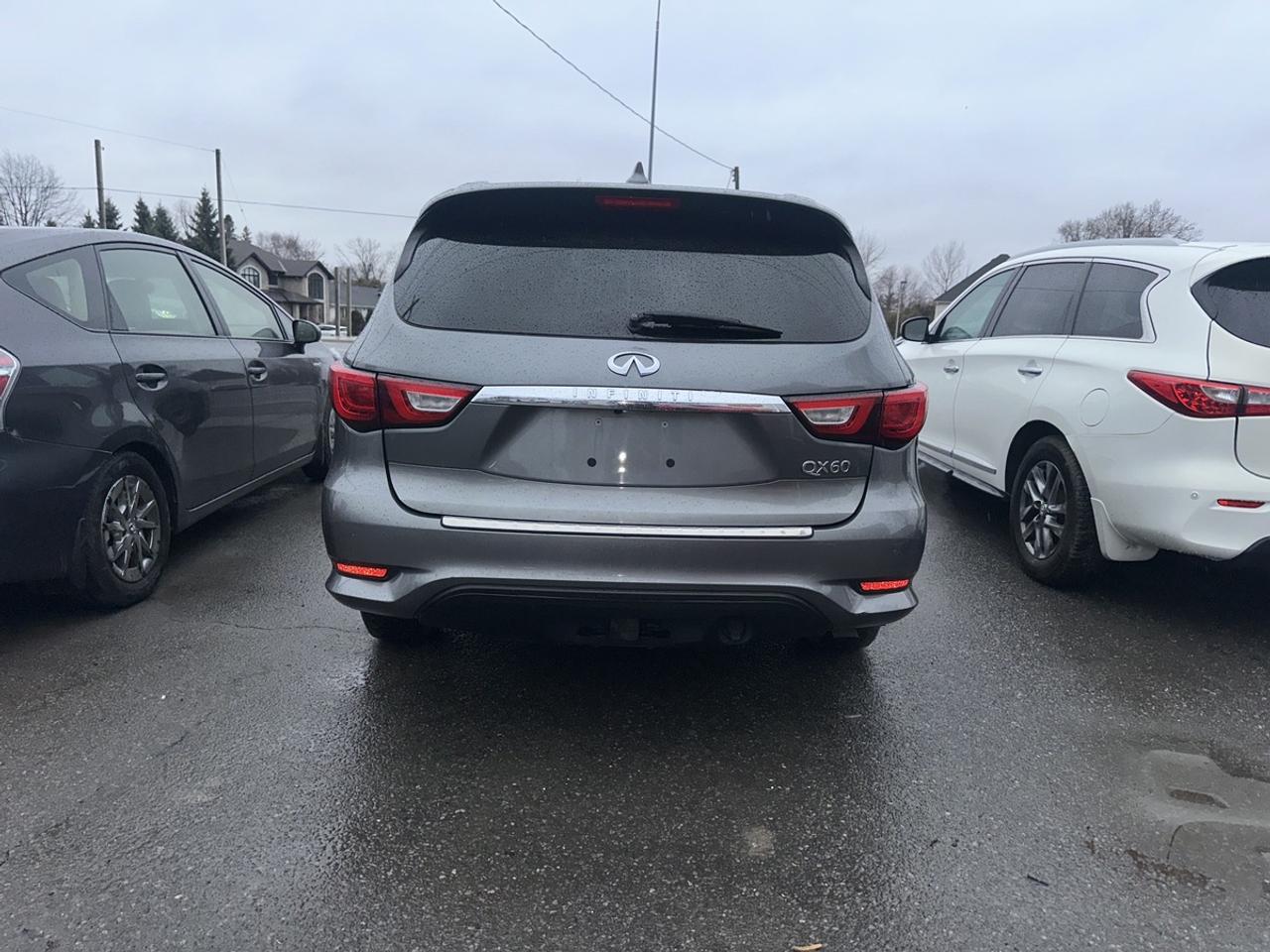 2016 Infiniti QX60 Base Photo
