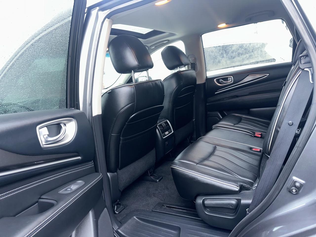 2016 Infiniti QX60 Base Photo