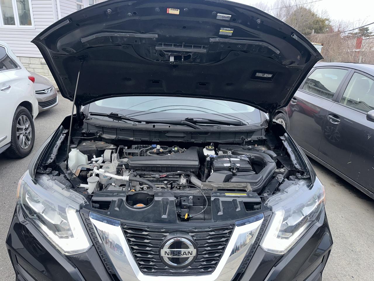 2018 Nissan Rogue SL Photo