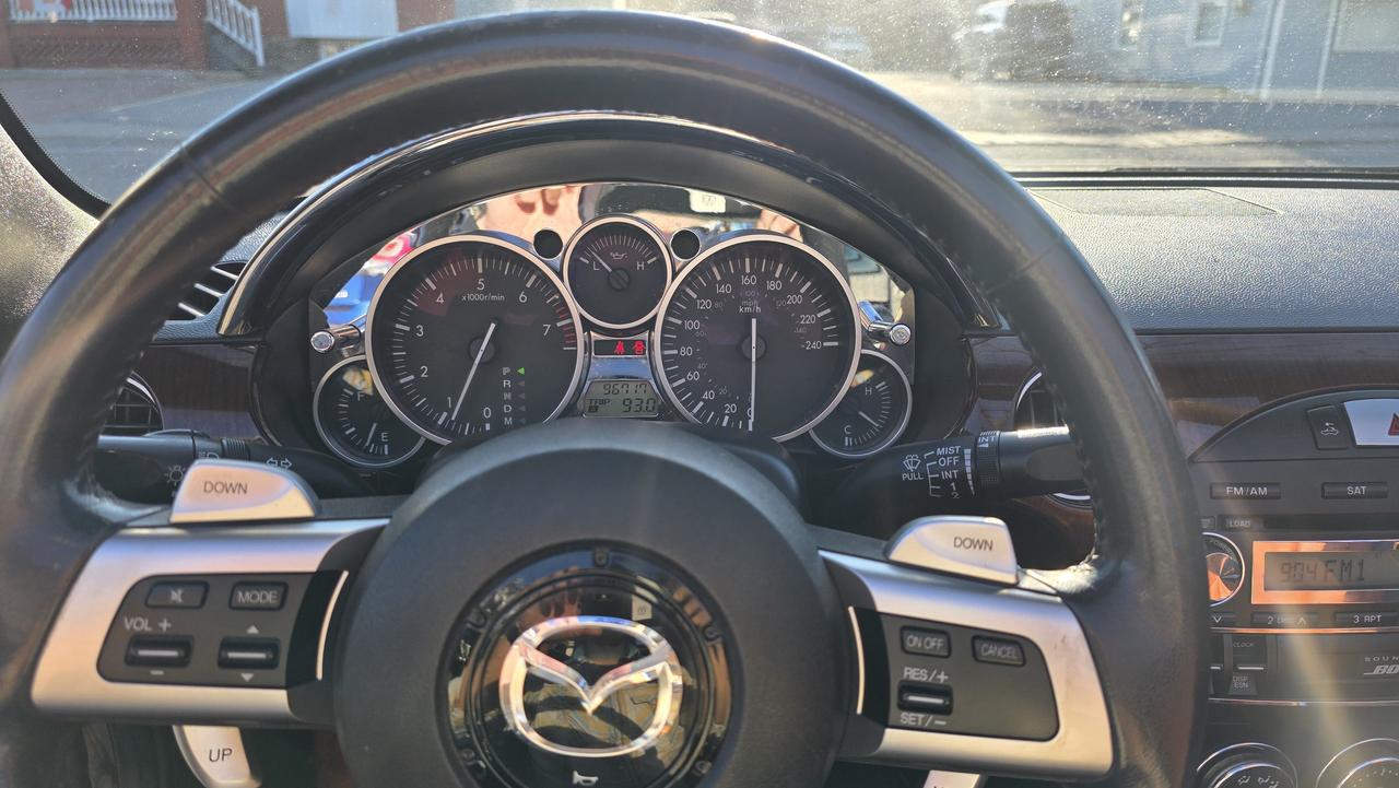 2008 Mazda MX-5 Miata Touring Power Photo