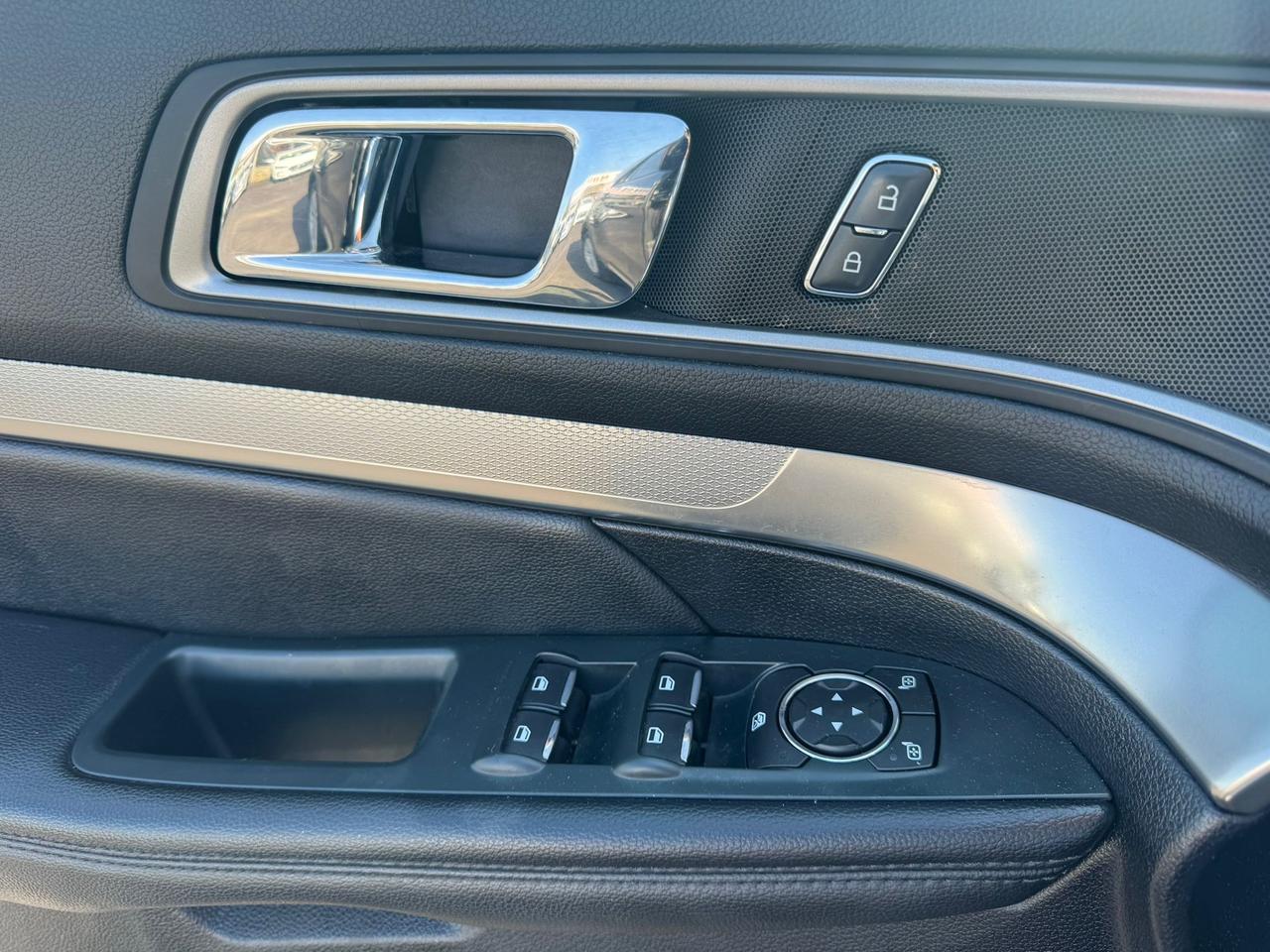 2019 Ford Explorer XLT Photo
