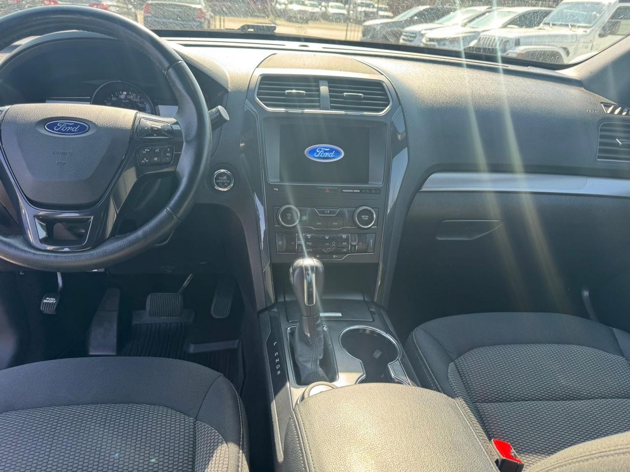 2019 Ford Explorer XLT Photo