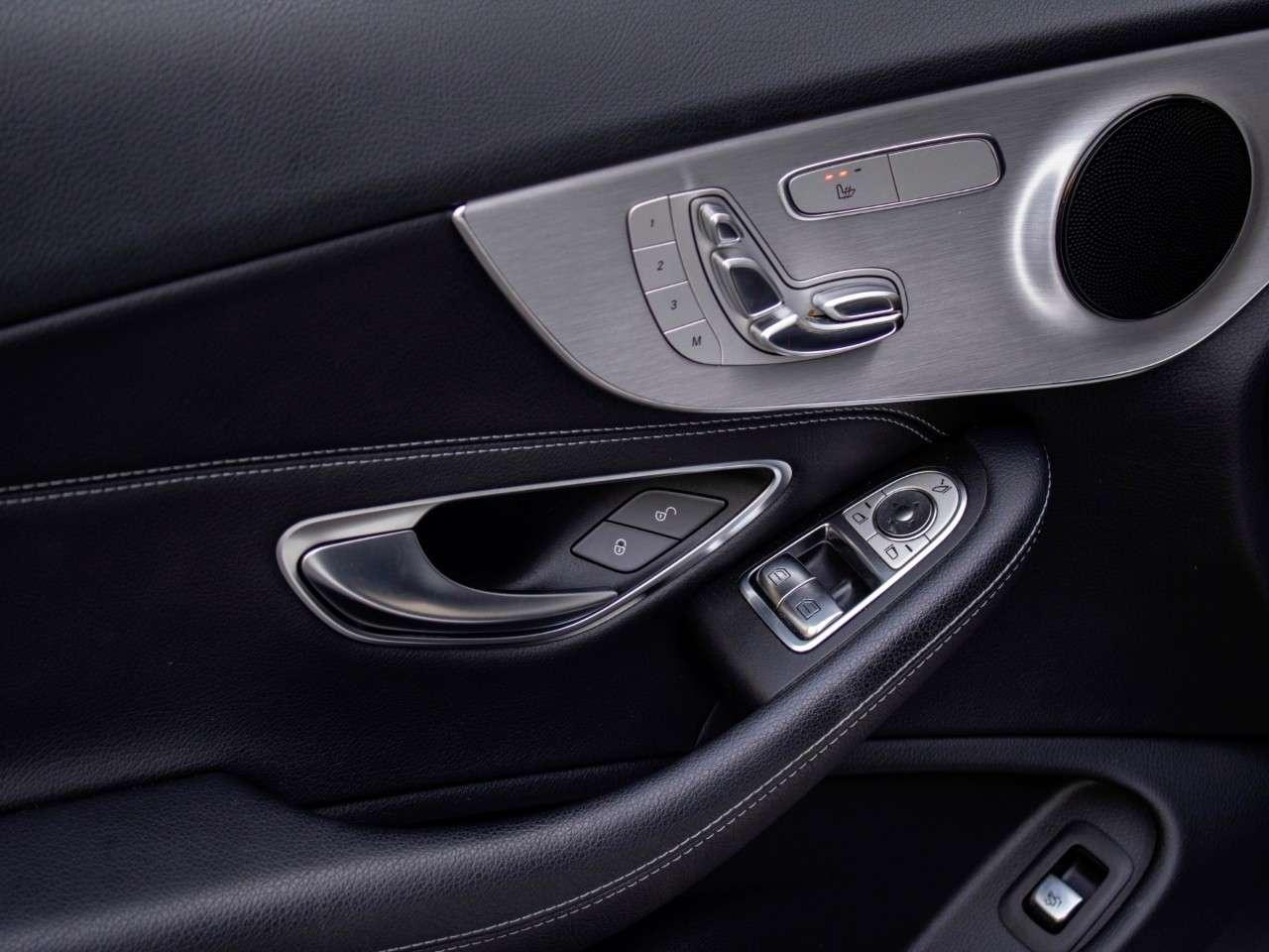 2019 Mercedes-Benz C-Class C 300 4MATIC Coupe Photo