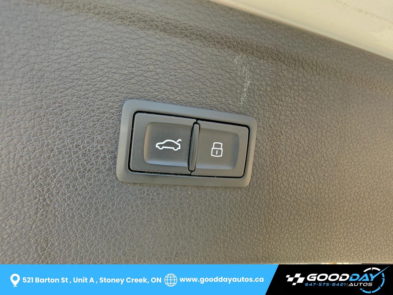 2018 Audi Q5 Progressiv DEALER SERVICED LOADED CLEAN CARFAX Photo