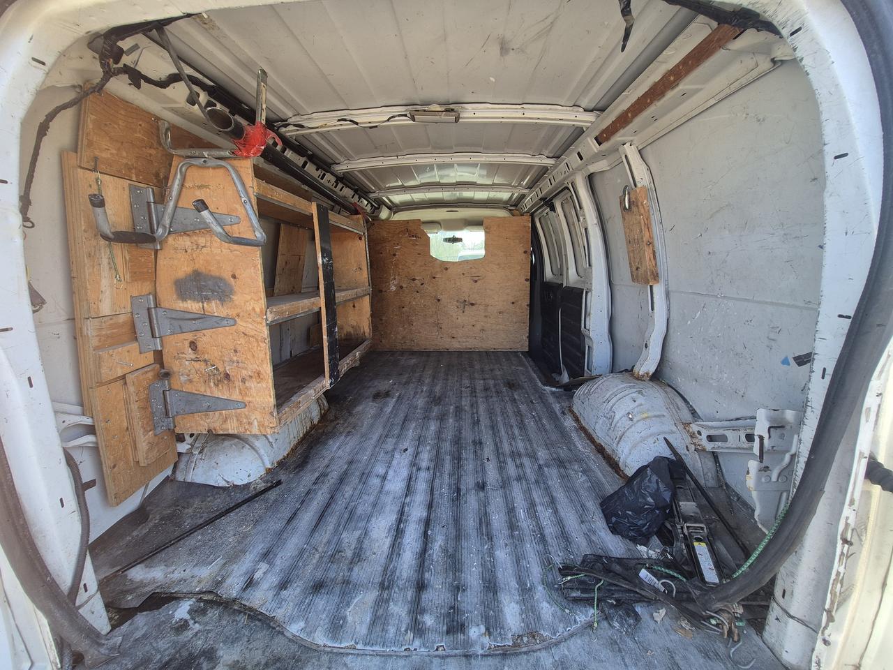 2013 GMC Savana G2500 Photo