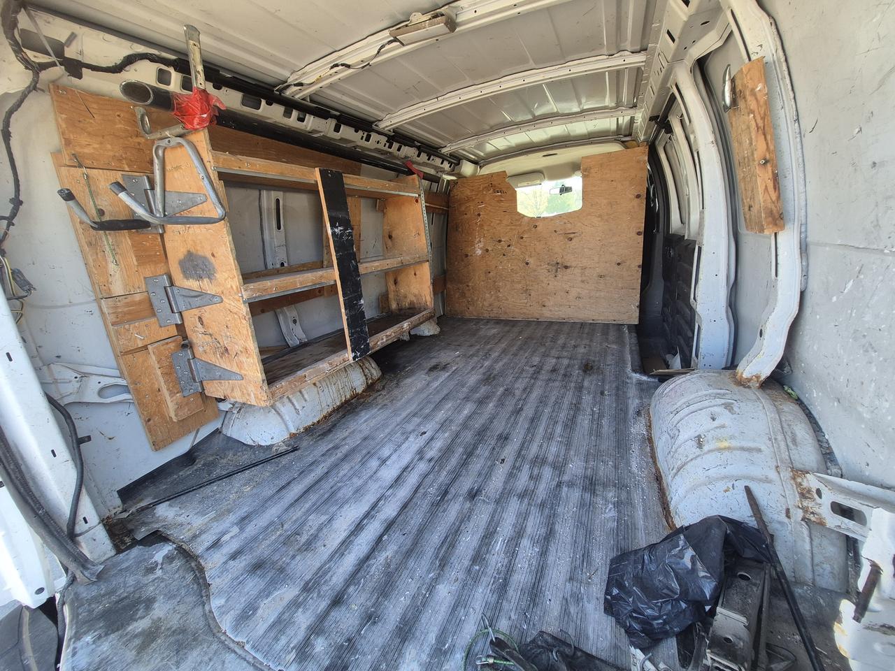 2013 GMC Savana G2500 Photo