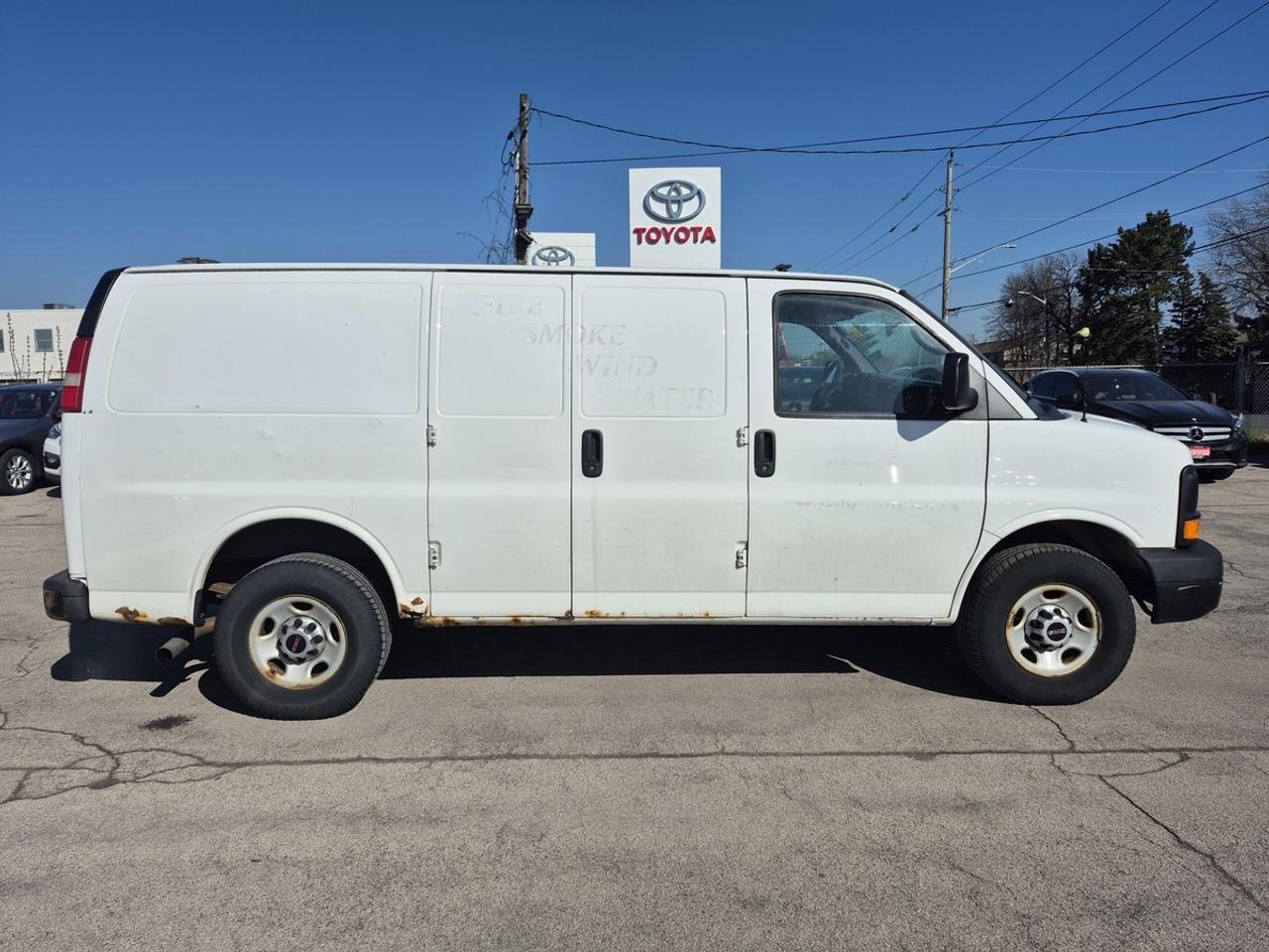 2013 GMC Savana G2500 Photo