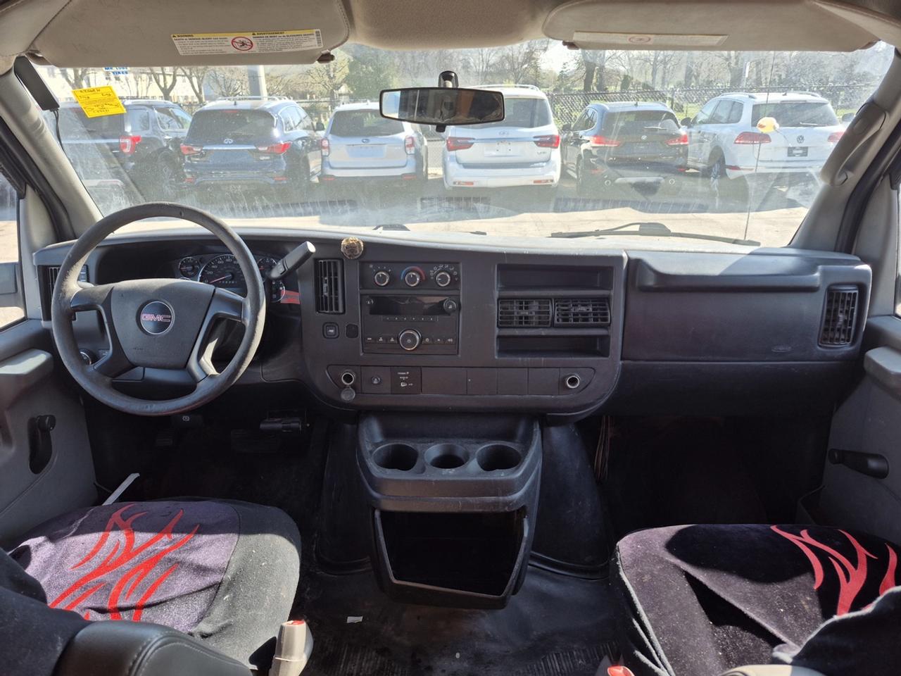 2013 GMC Savana G2500 Photo