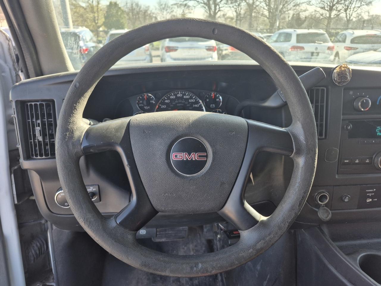 2013 GMC Savana G2500 Photo