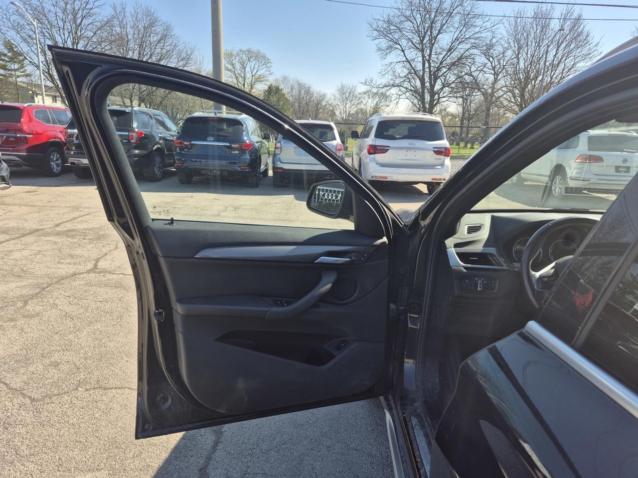 2020 BMW X1 xDrive28i Photo