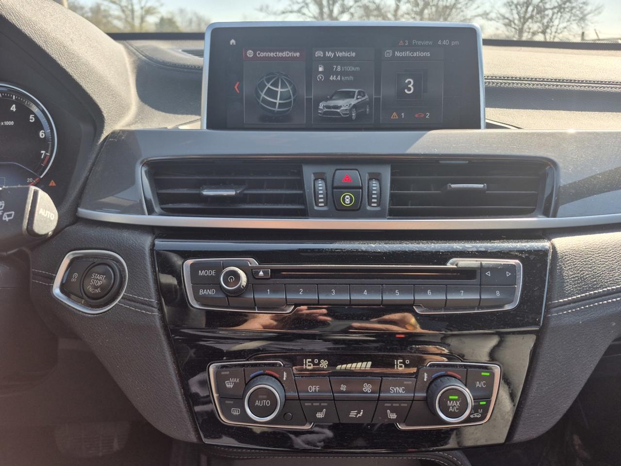 2020 BMW X1 xDrive28i Photo