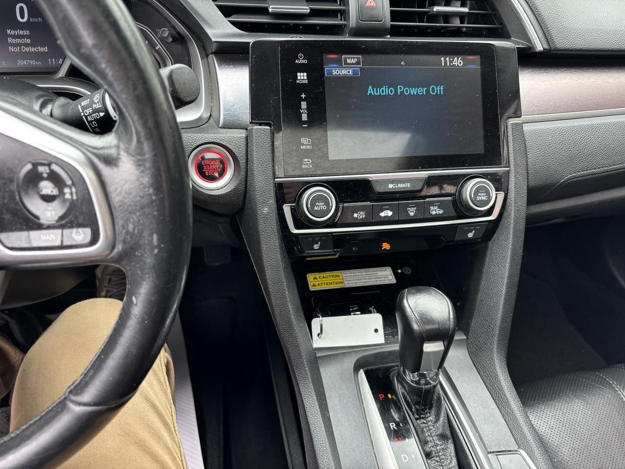 2018 Honda Civic Touring (CVT) 4dr Sedan Photo